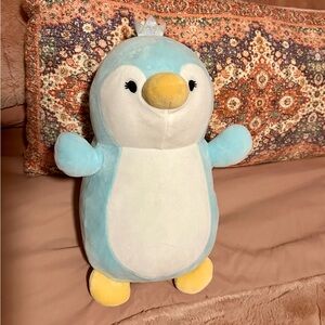 Squishmallows Hug Mees Rania The Penguin